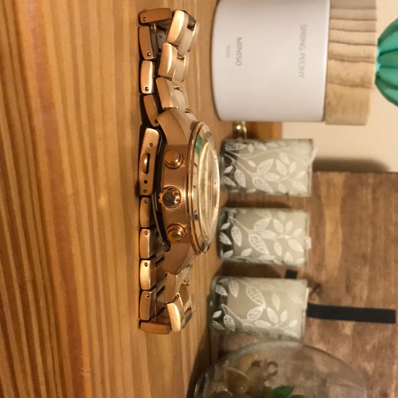 Guess watch - Picture 3 of 3